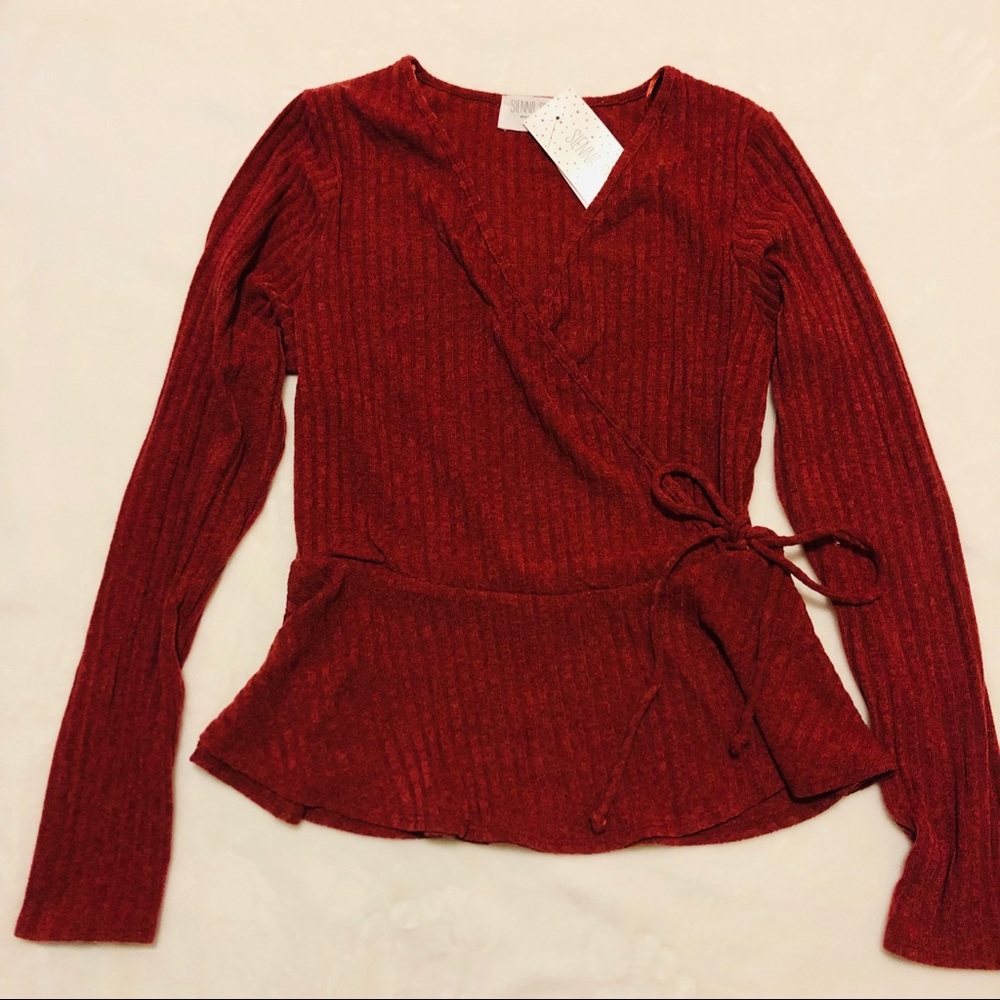 🌻Boutique Fall Burgundy Knit Blouse Size S 🌻 NWT